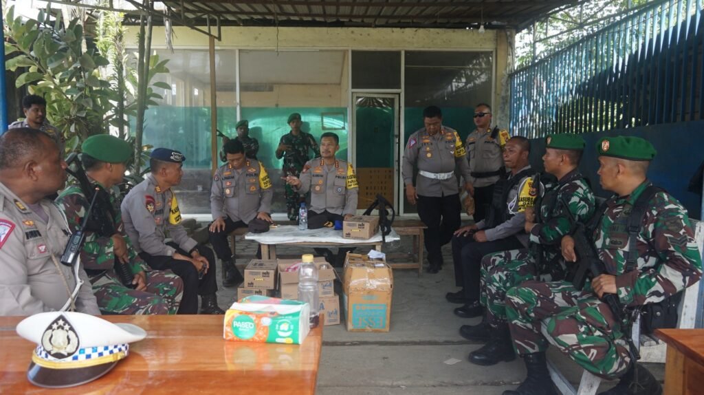Kombes Pol. Dede Alamsyah Tinjau Kesiapan Pos Pengamanan Sinergitas Jelang Pilkada Papua Tengah