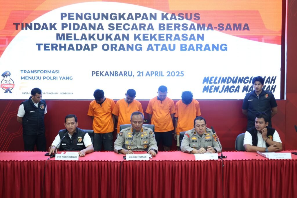 Mengamuk di Kantor Polisi, 4 Debt Collector Ditangkap