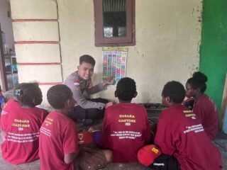 Kelas Ceria Satgas Siipar Polres Yahukimo, Anak-Anak Belajar dengan Semangat