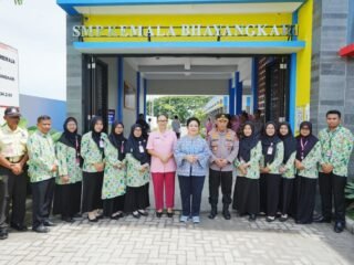 Ketua Komisi IV DPR Puji Inisiatif Kapolri Bangun SMP Kemala Bhayangkari di Karanganyar