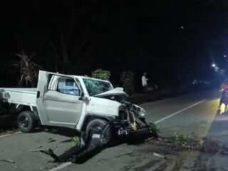 Diduga Dipengaruhi Miras, Pengemudi Alami Kecelakaan Tunggal di Sentani