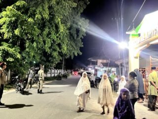 Polres Kaimana Sebar Personil Amankan Shalat Tarawih di Masjid-Masjid di Kabupaten Kaimana