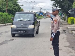 Sat Lantas Polres Jayawijaya Gelar Strong Point Pagi, Wujudkan Kamseltibcar Lantas di Kota Wamena