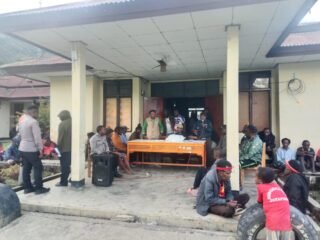 Penyaluran Bansos Sembako Dan Pkh Tahap II di Distrik Kurulu Berjalan Aman, Distribusi Dilanjutkan Setelah Verifikasi Data