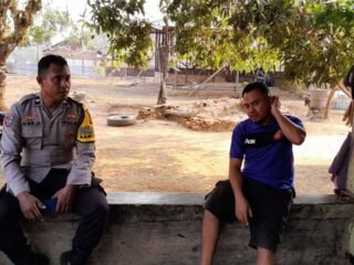 Sambangi Warga Kampung Makarti Jaya, Bhabinkamtibmas Jagebob Perkuat Kamtibmas